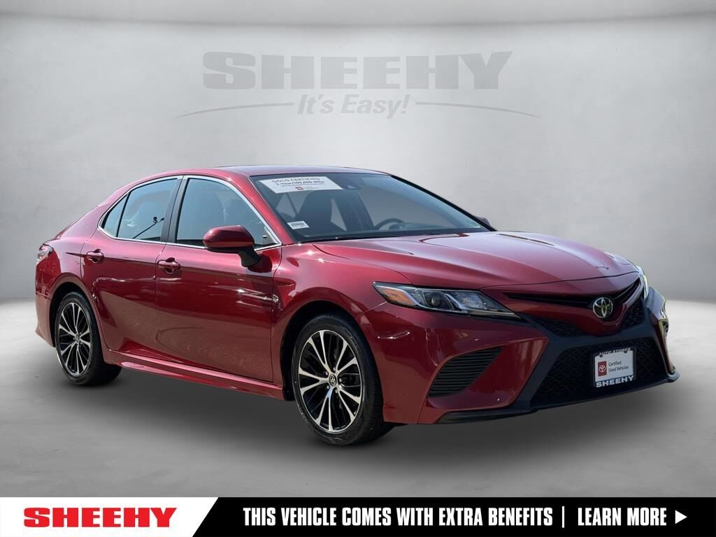 2020 Toyota Camry SE