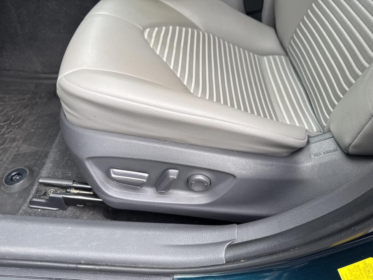 2020 Toyota Camry SE Warrenton VA