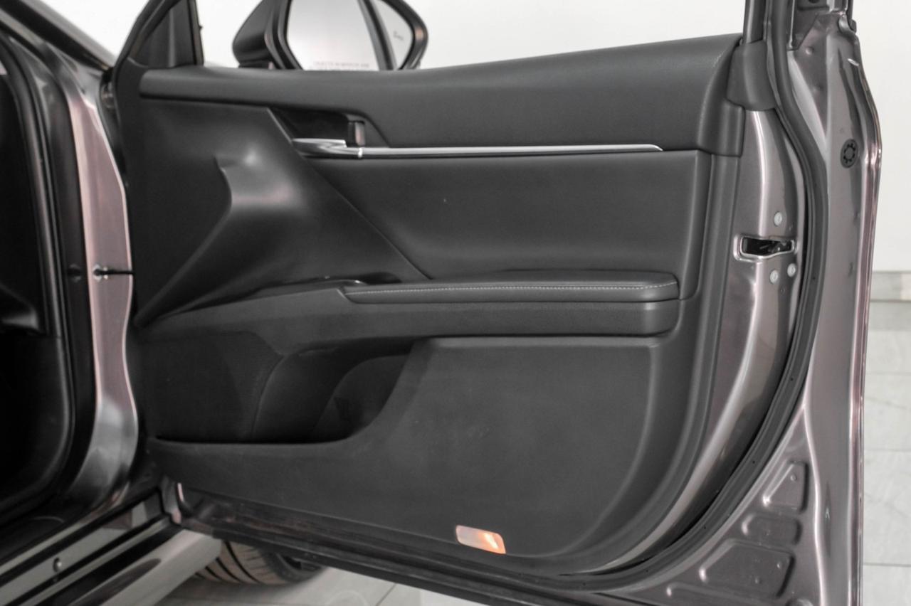 2020 Toyota Camry XSE BLIND SPOT MONITOR LANE DEPARTURE ALERT PRE COLLISION SYSTEM PANORAMA LEATHER Carrollton TX