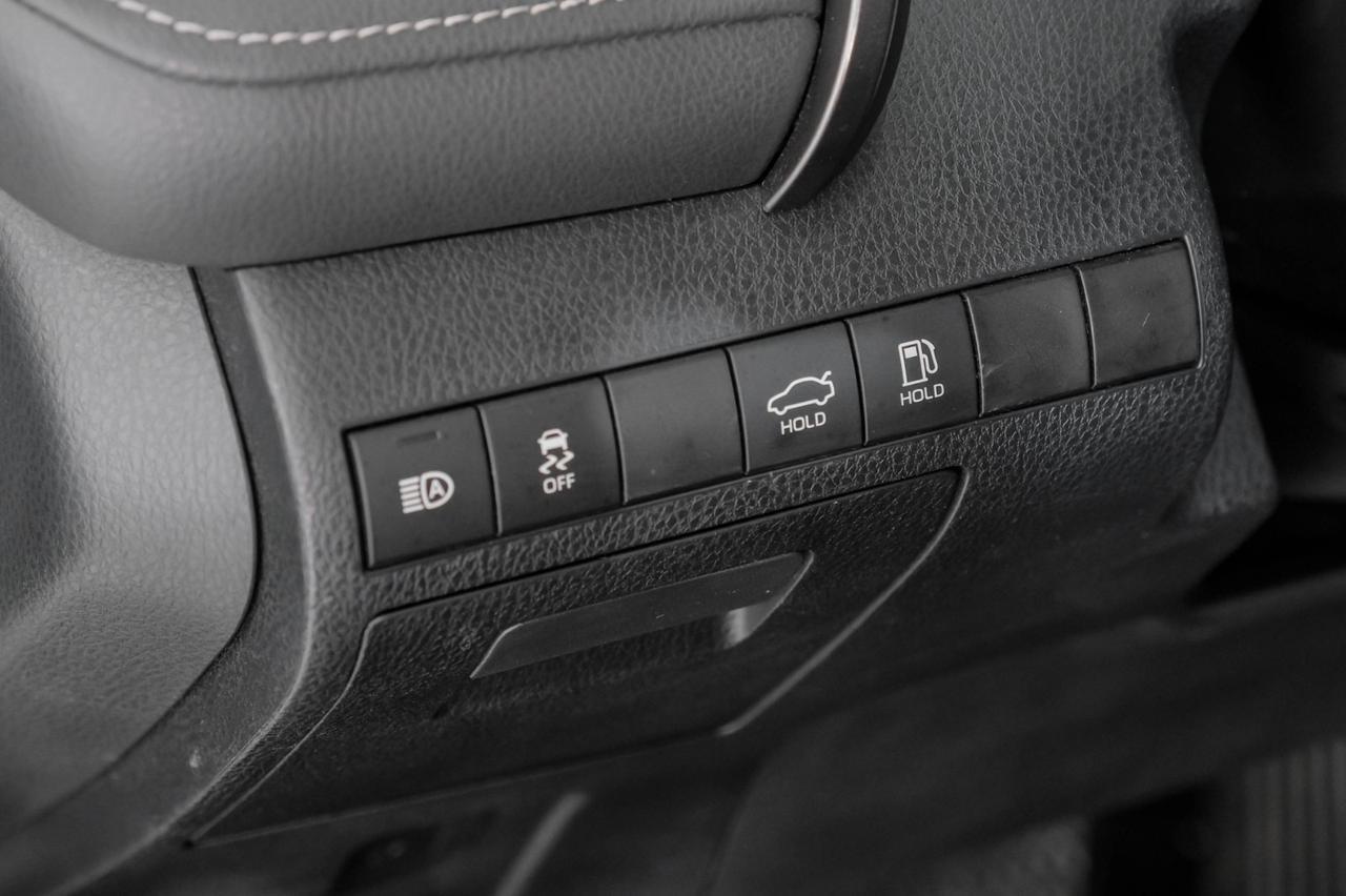 2020 Toyota Camry XSE BLIND SPOT MONITOR LANE DEPARTURE ALERT PRE COLLISION SYSTEM PANORAMA LEATHER Carrollton TX