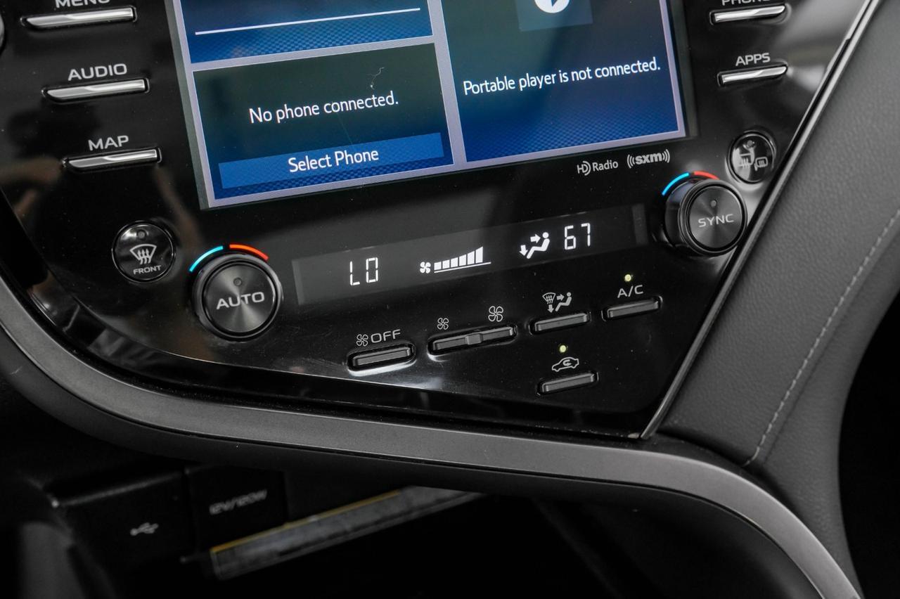 2020 Toyota Camry XSE BLIND SPOT MONITOR LANE DEPARTURE ALERT PRE COLLISION SYSTEM PANORAMA LEATHER Carrollton TX