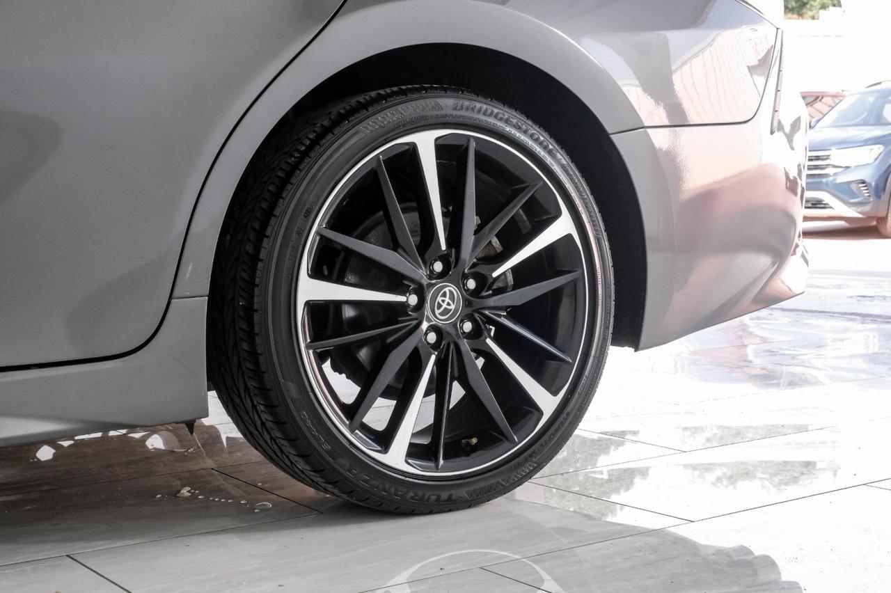 2020 Toyota Camry XSE BLIND SPOT MONITOR LANE DEPARTURE ALERT PRE COLLISION SYSTEM PANORAMA LEATHER Carrollton TX
