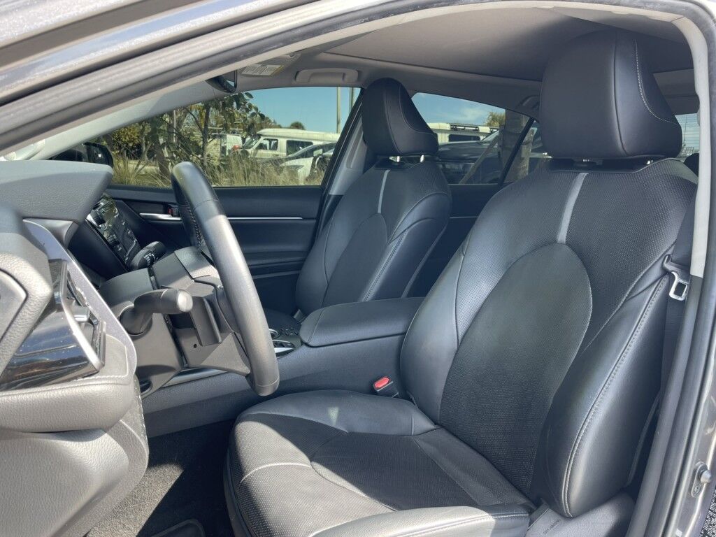 2020 Toyota Camry XSE~NAVIGATION~DRIVER ASSIST PACKAGE~PANORAMICA ROOF~ONLINE FINA