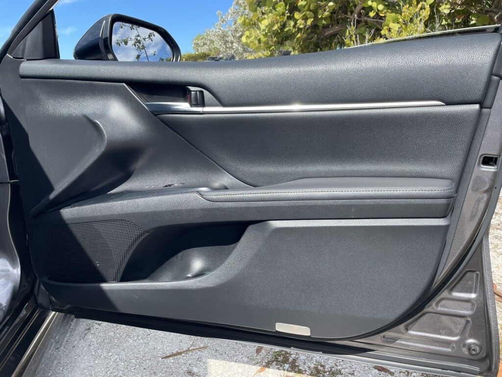 2020 Toyota Camry XSE~NAVIGATION~DRIVER ASSIST PACKAGE~PANORAMICA ROOF~ONLINE FINA Sarasota FL