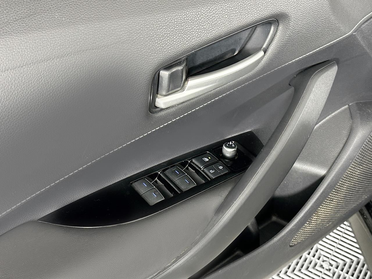 2020 Toyota Corolla Hatchback SE Nightshade Edition Tacoma WA