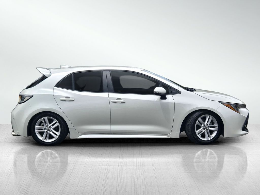 2020 Toyota Corolla Hatchback SE
