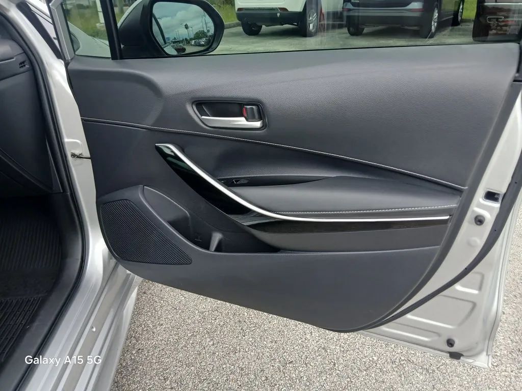 2020 Toyota Corolla Hatchback XSE - Photo 17