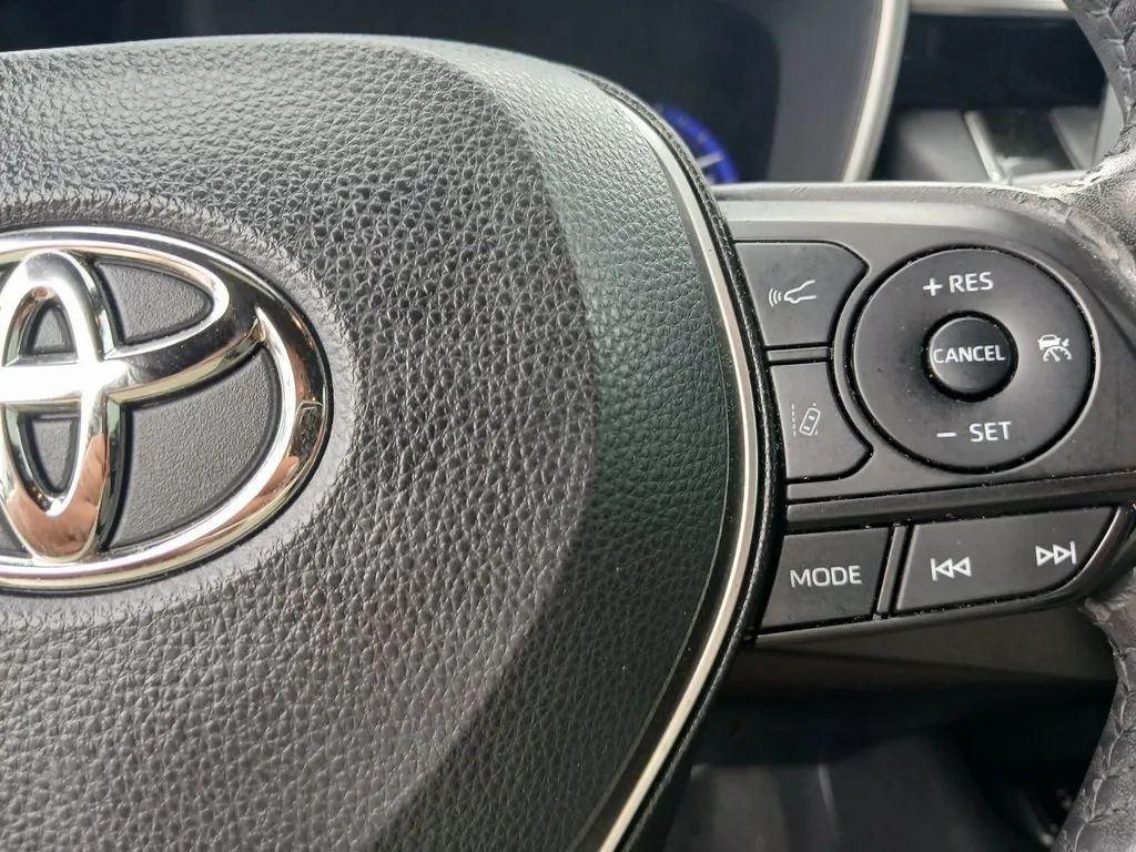 2020 Toyota Corolla Hatchback XSE - Photo 27