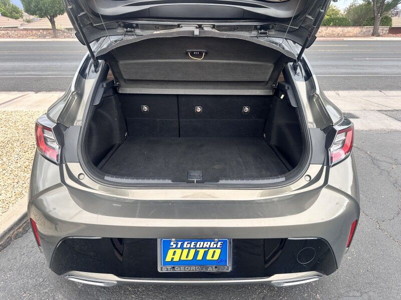 2020 Toyota Corolla XSE photo 13