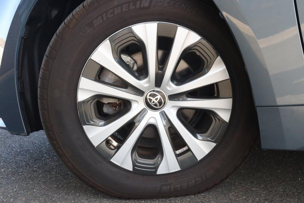 2020 Toyota Corolla Hybrid LE Fredericksburg VA