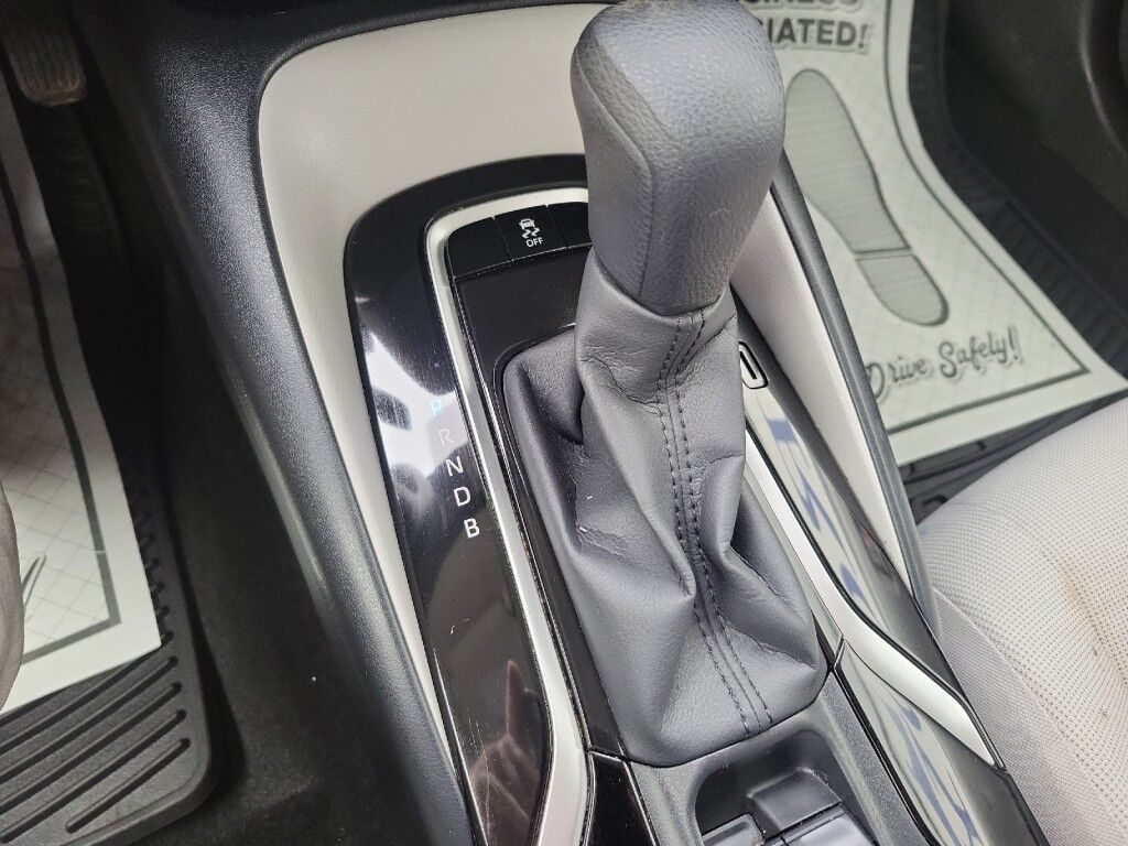 2020 Toyota Corolla LE Vestal NY