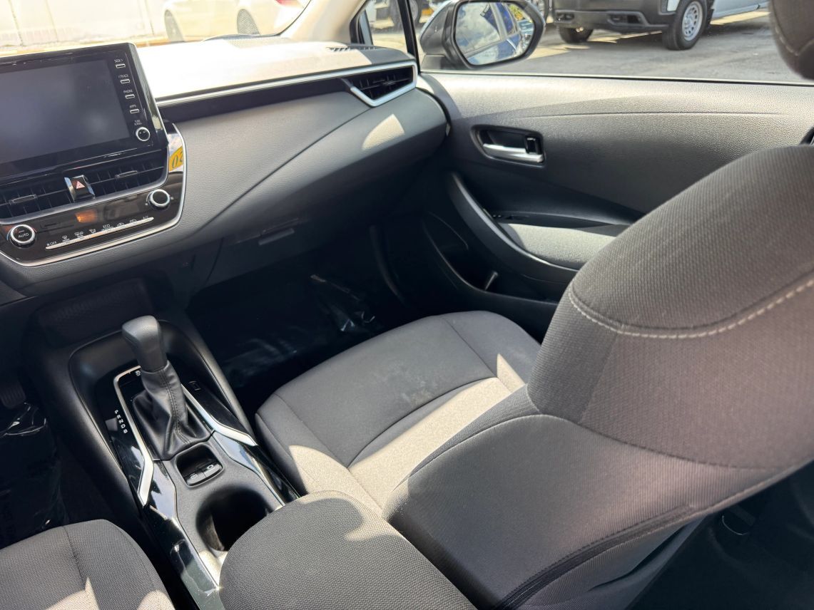 2020 Toyota Corolla LE Sedan 4D