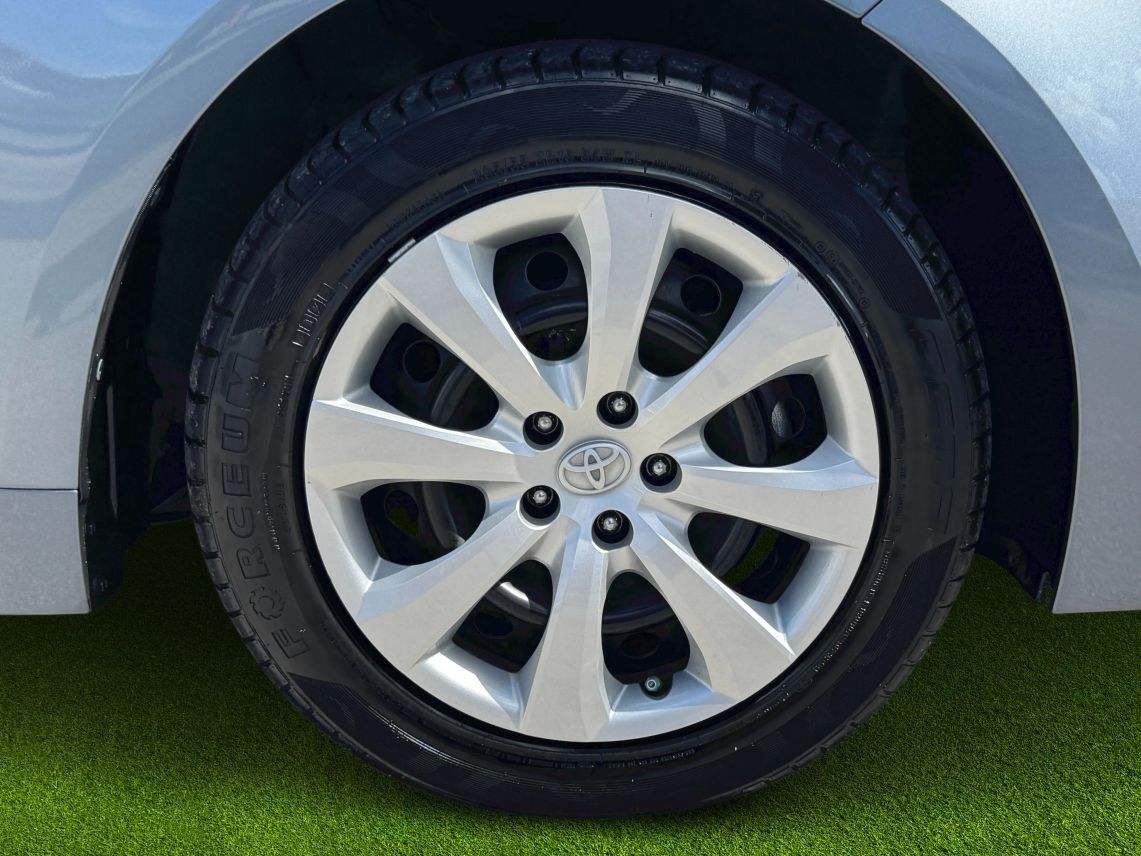 2020 Toyota Corolla LE Sedan 4D