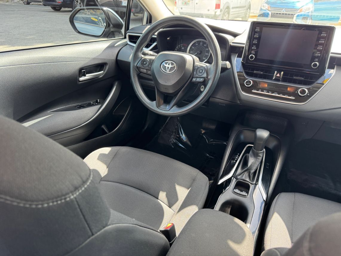 2020 Toyota Corolla LE Sedan 4D