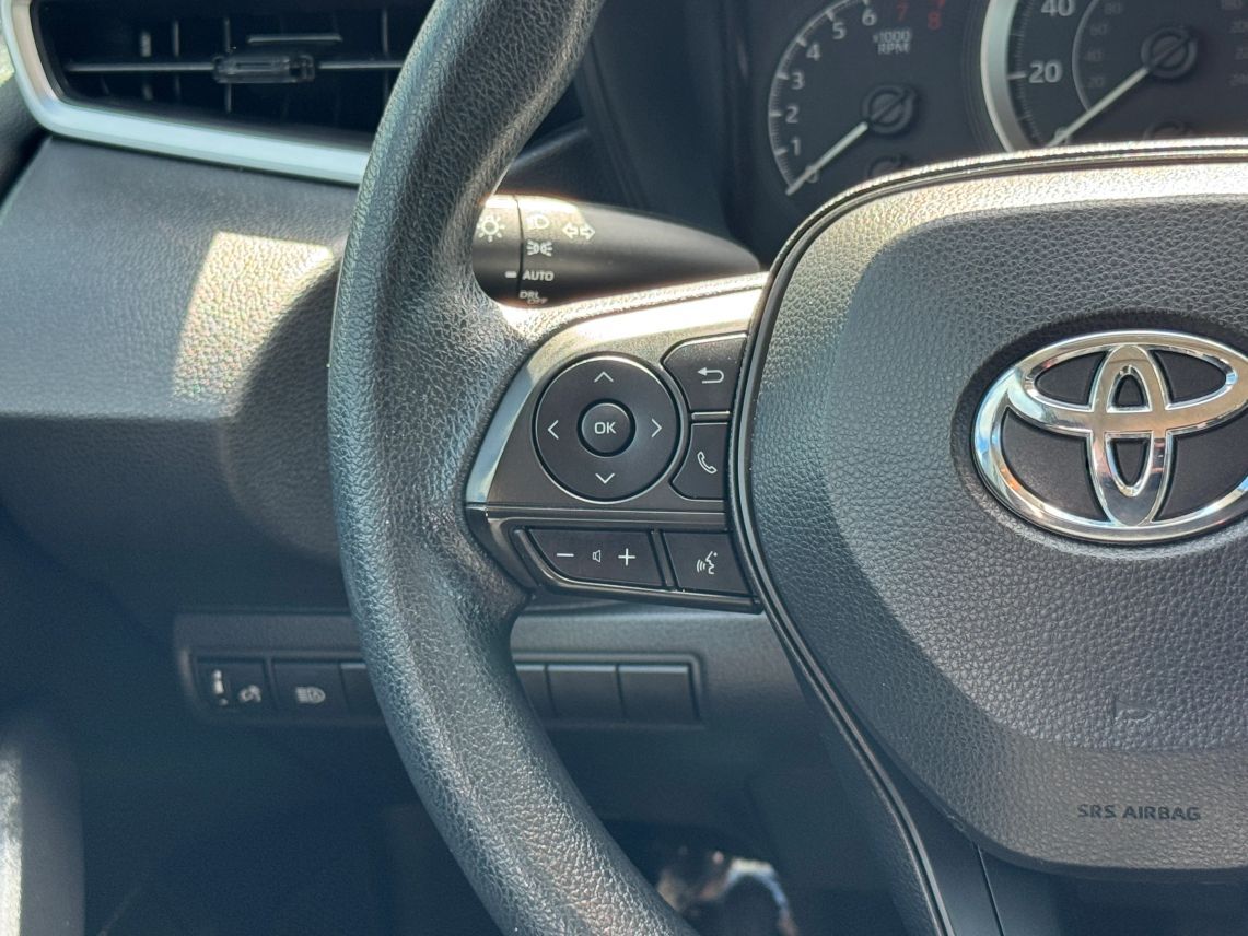 2020 Toyota Corolla LE Sedan 4D