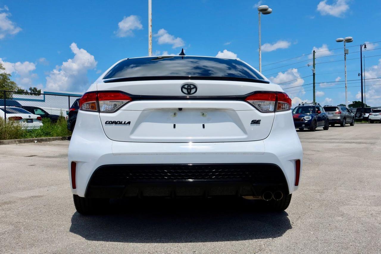 2020 Toyota Corolla SE Nightshade Edition Sedan 4D