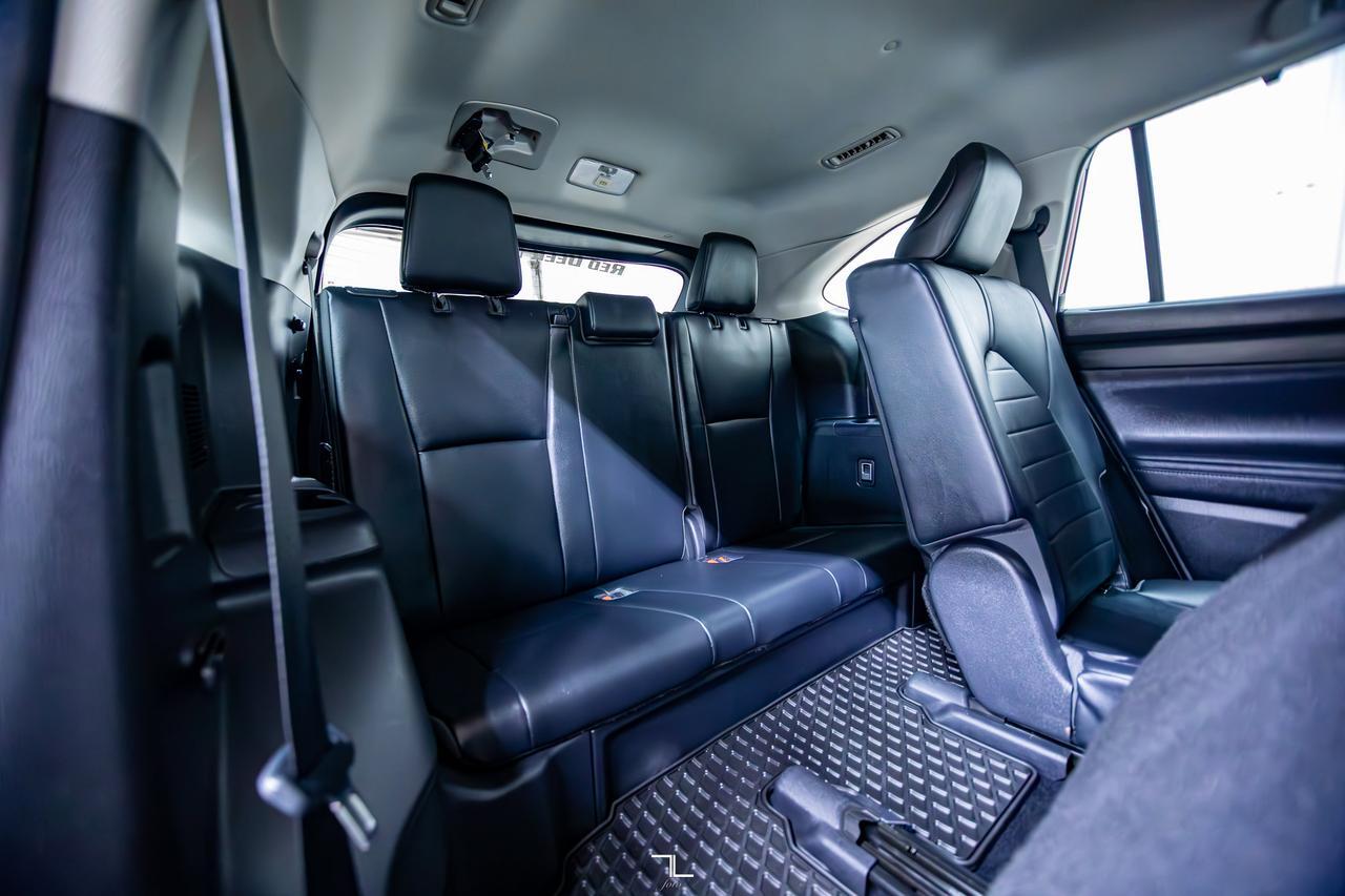 2020 Toyota Highlander AWD XLE Leather Roof BCam Red Deer AB