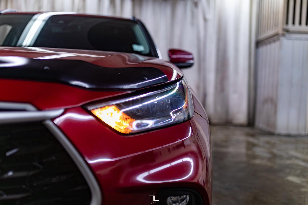2020 Toyota Highlander AWD XLE Leather Roof BCam Red Deer AB