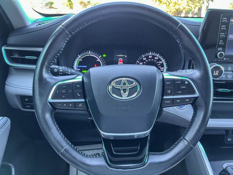 2020 Toyota Highlander Hybrid LE Wilmington NC