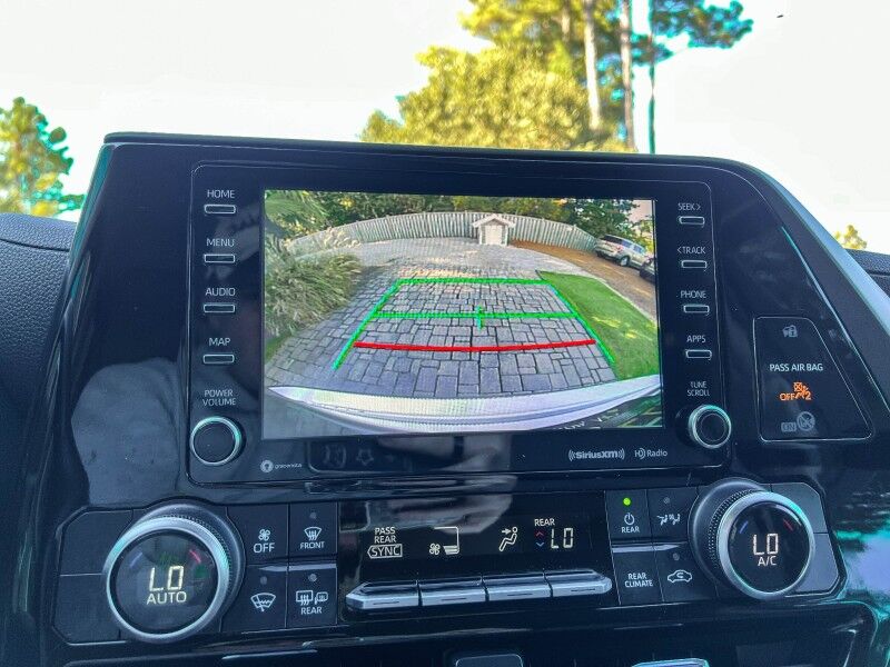 2020 Toyota Highlander Hybrid LE Wilmington NC