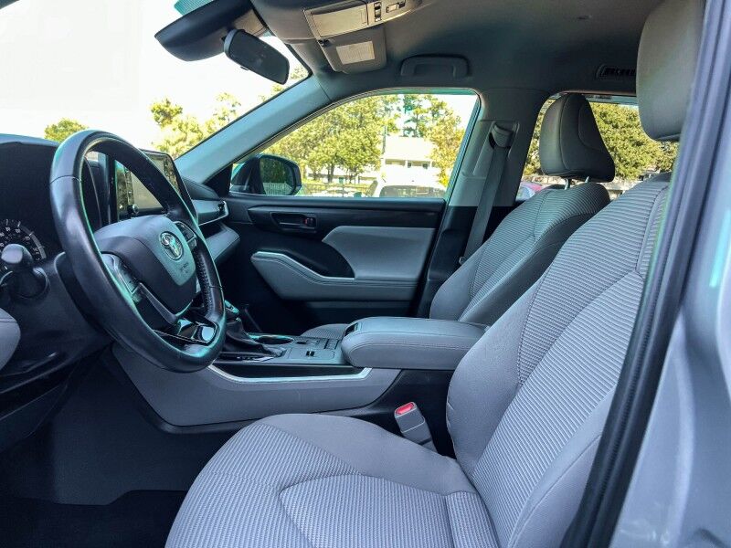 2020 Toyota Highlander Hybrid LE Wilmington NC