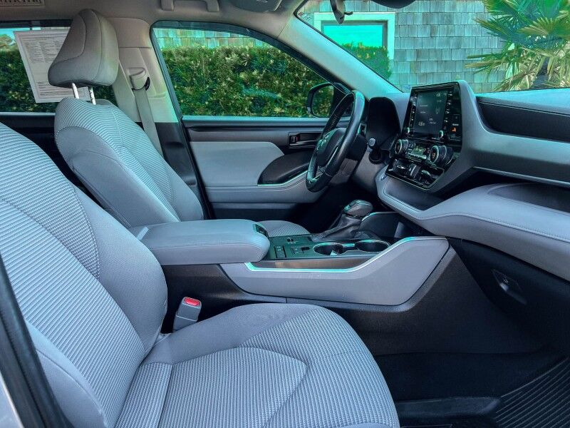 2020 Toyota Highlander Hybrid LE Wilmington NC