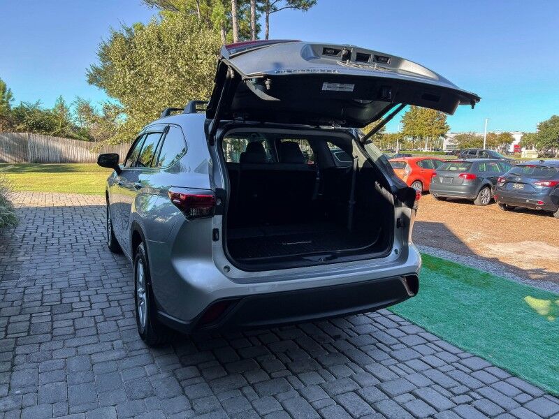 2020 Toyota Highlander Hybrid LE Wilmington NC