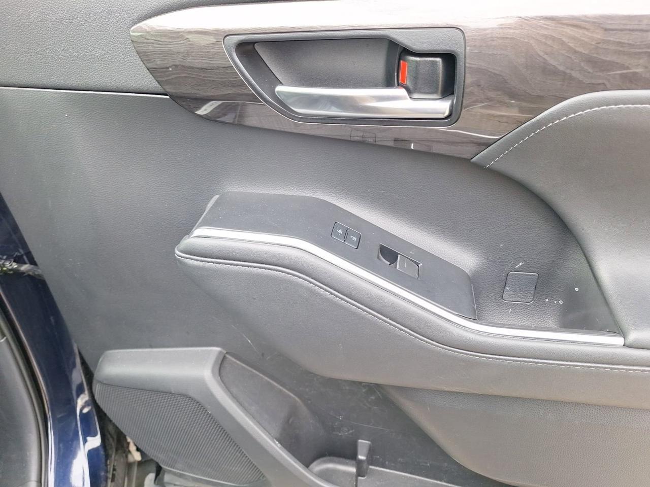 2020 Toyota Highlander Hybrid Limited Hurst TX