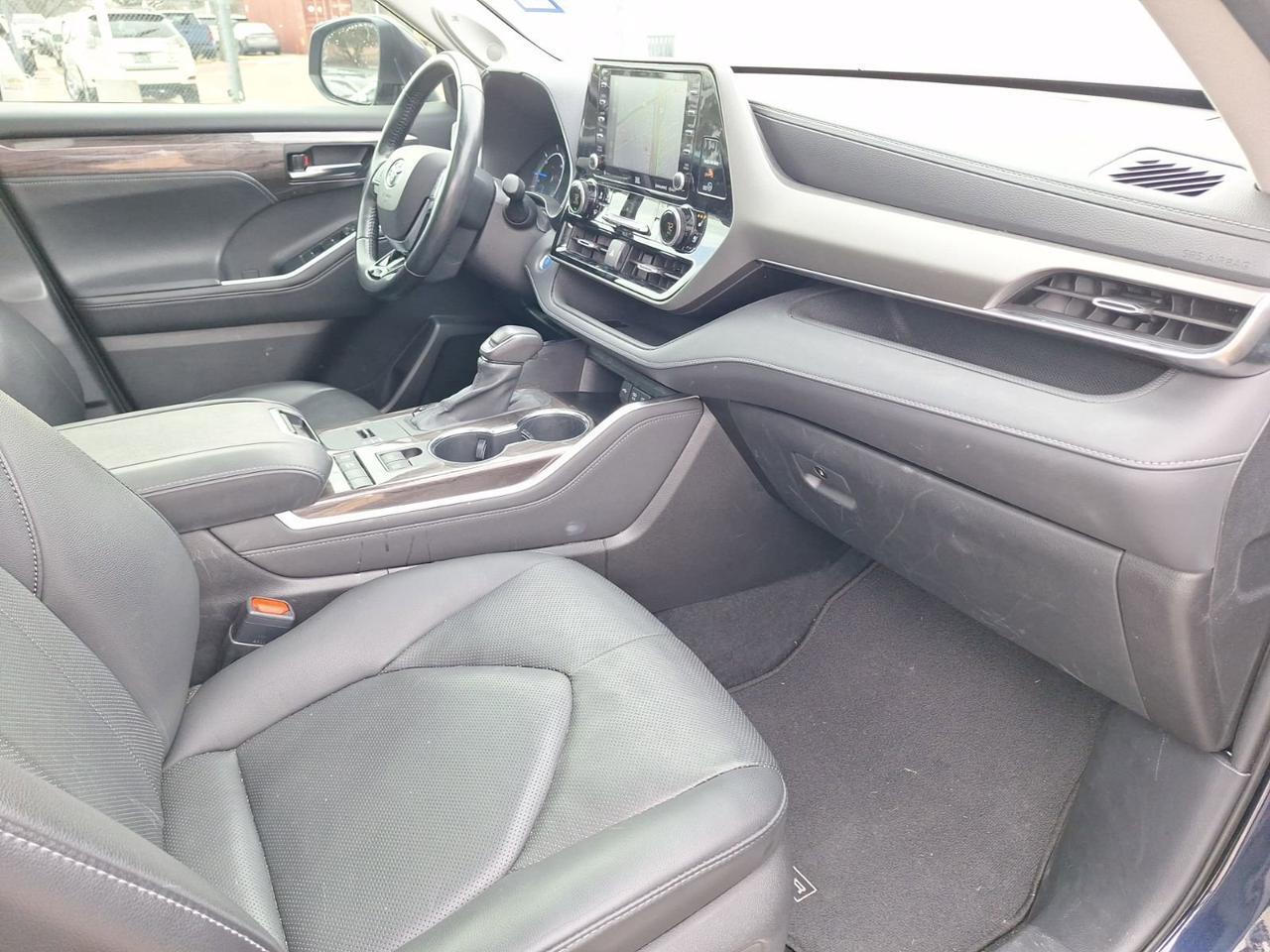 2020 Toyota Highlander Hybrid Limited Hurst TX