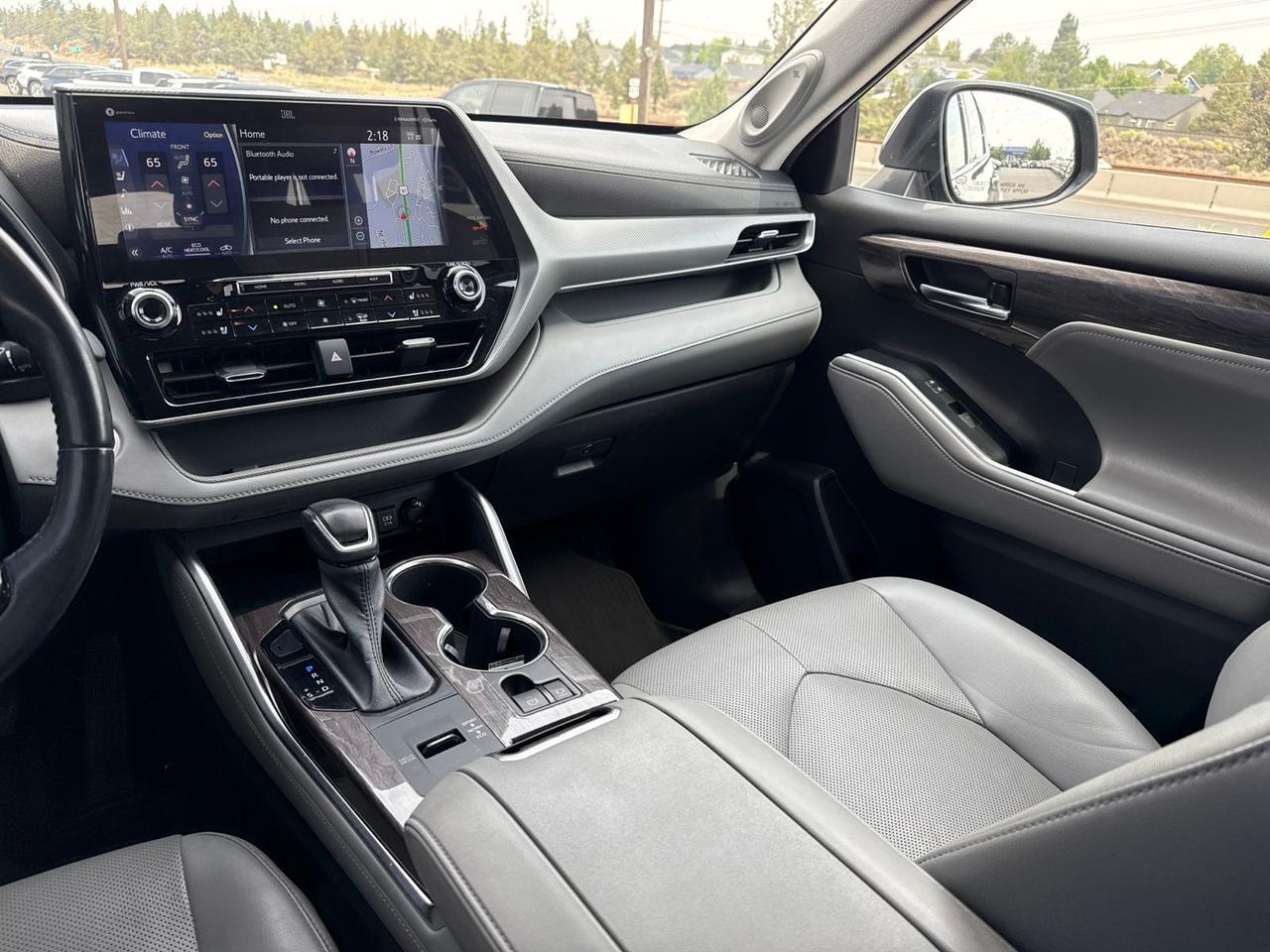 2020 Toyota Highlander Hybrid Platinum Bend OR