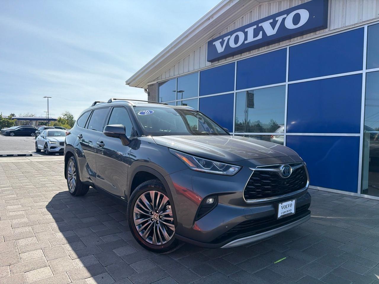 2020 Toyota Highlander Hybrid Platinum