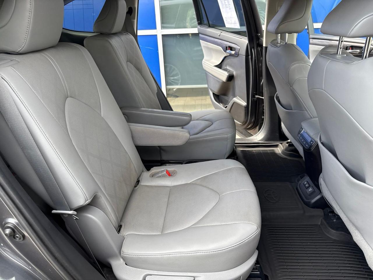 2020 Toyota Highlander Hybrid Platinum Bend OR