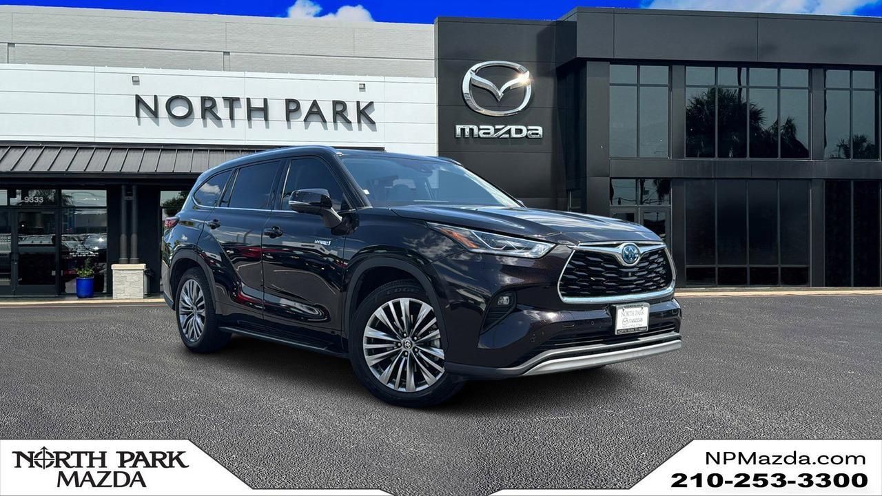 2020 Toyota Highlander Hybrid Platinum