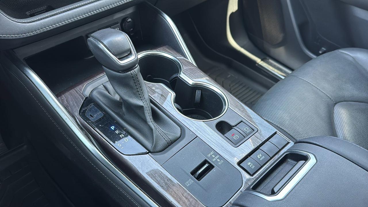 2020 Toyota Highlander Hybrid Platinum San Antonio TX