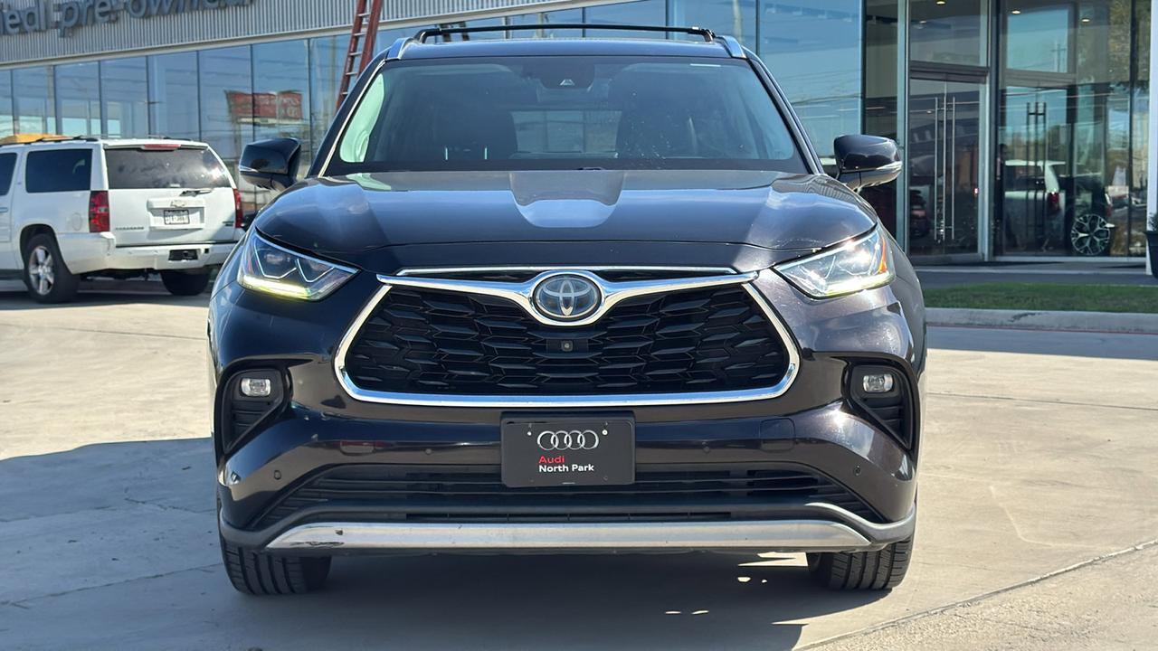 2020 Toyota Highlander Hybrid Platinum
