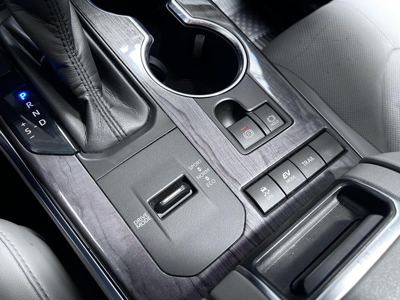 2020 Toyota Highlander Hybrid Platinum San Rafael CA
