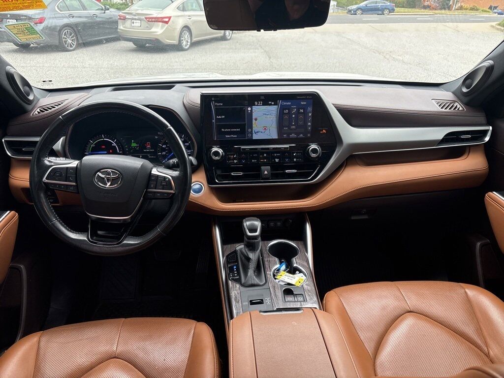 2020 Toyota Highlander Hybrid Platinum
