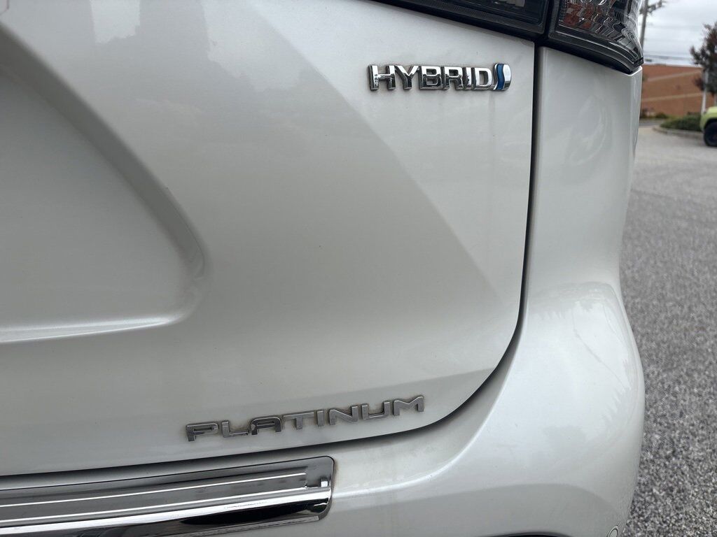 2020 Toyota Highlander Hybrid Platinum