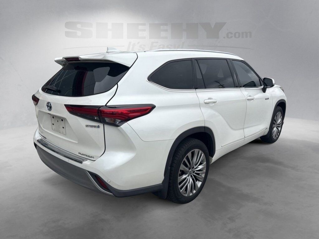 2020 Toyota Highlander Hybrid Platinum