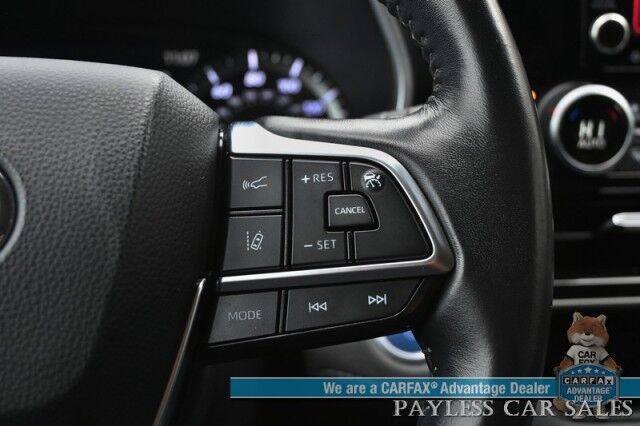 2020 Toyota Highlander Hybrid XLE / AWD / Power & Heated Leather Seats / Sunroof / Blind Spot & Lane Alert / Collision Alert / Apple CarPlay & Android Auto / Back Up Camera / 3rd Row / Seats 8 / Power Liftgate / Keyless Entry & Start / Tow Pkg Anchorage AK