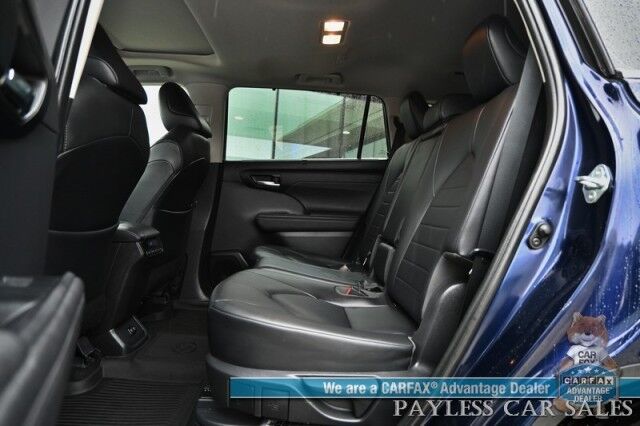 2020 Toyota Highlander Hybrid XLE / AWD / Power & Heated Leather Seats / Sunroof / Blind Spot & Lane Alert / Collision Alert / Apple CarPlay & Android Auto / Back Up Camera / 3rd Row / Seats 8 / Power Liftgate / Keyless Entry & Start / Tow Pkg Anchorage AK