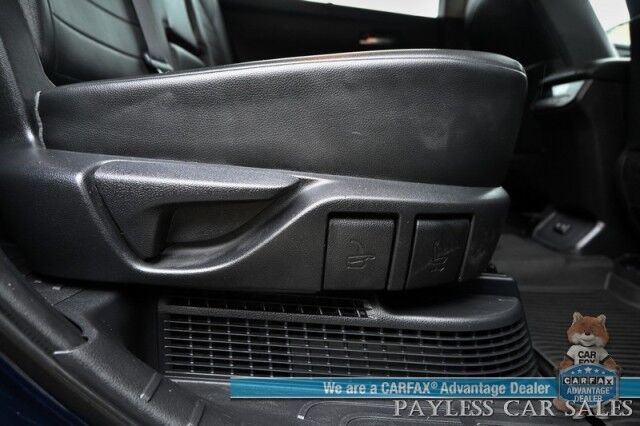 2020 Toyota Highlander Hybrid XLE / AWD / Power & Heated Leather Seats / Sunroof / Blind Spot & Lane Alert / Collision Alert / Apple CarPlay & Android Auto / Back Up Camera / 3rd Row / Seats 8 / Power Liftgate / Keyless Entry & Start / Tow Pkg Anchorage AK
