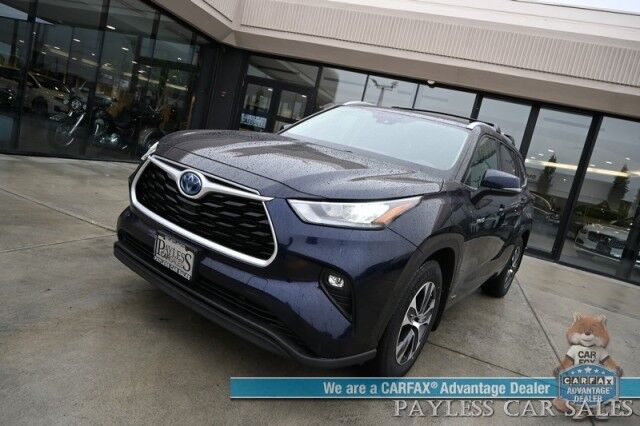 2020 Toyota Highlander Hybrid XLE / AWD / Power & Heated Leather Seats / Sunroof / Blind Spot & Lane Alert / Collision Alert / Apple CarPlay & Android Auto / Back Up Camera / 3rd Row / Seats 8 / Power Liftgate / Keyless Entry & Start / Tow Pkg Anchorage AK
