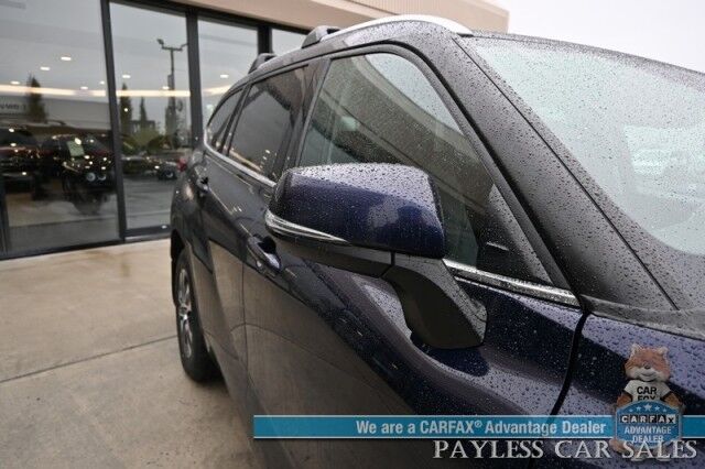 2020 Toyota Highlander Hybrid XLE / AWD / Power & Heated Leather Seats / Sunroof / Blind Spot & Lane Alert / Collision Alert / Apple CarPlay & Android Auto / Back Up Camera / 3rd Row / Seats 8 / Power Liftgate / Keyless Entry & Start / Tow Pkg Anchorage AK