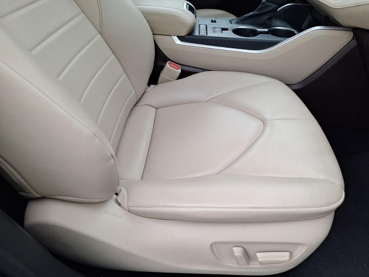 2020 Toyota Highlander Hybrid XLE Hurst TX