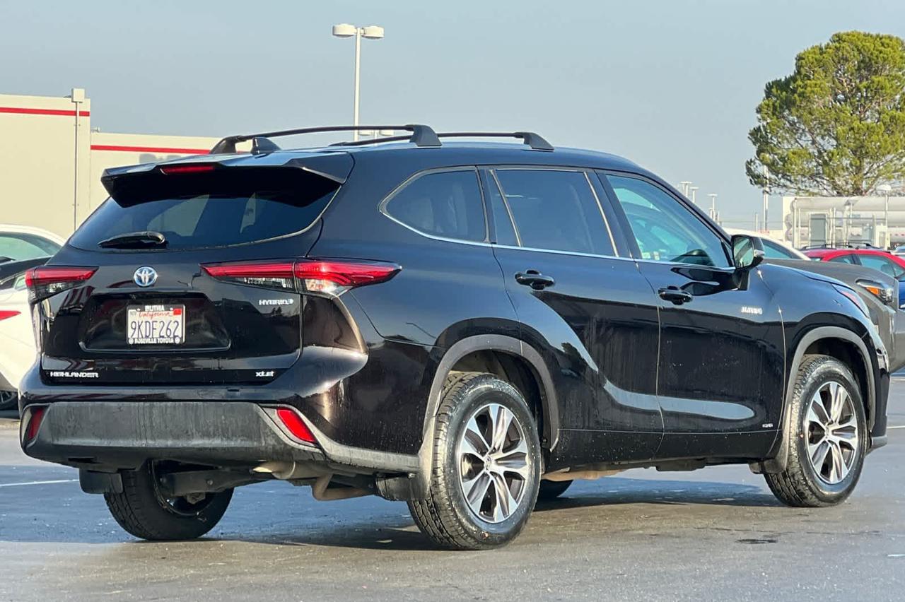 2020 Toyota Highlander Hybrid XLE