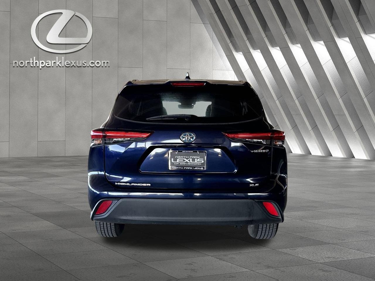 2020 Toyota Highlander Hybrid XLE San Antonio TX