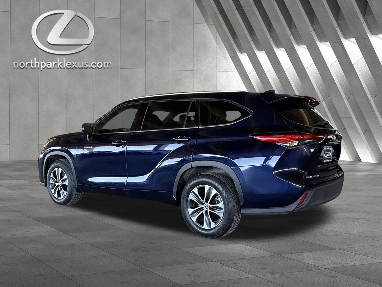 2020 Toyota Highlander Hybrid XLE