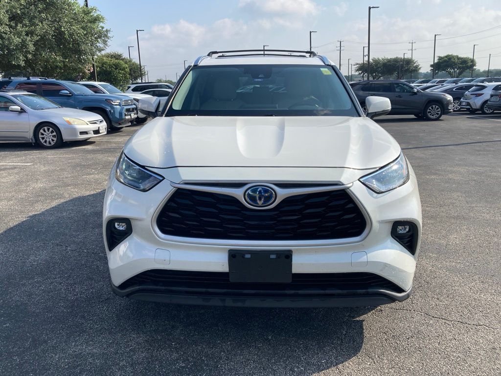 2020 Toyota Highlander Hybrid XLE