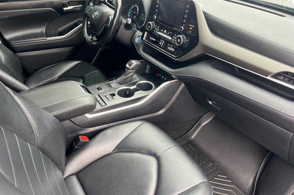 2020 Toyota Highlander Hybrid XLE Fruitland ID